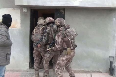 Mersin merkezli 2 ilde IŞİD operasyonu: 2 gözaltı